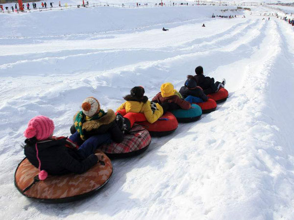 充氣滑雪圈