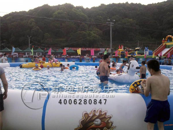 多功能充氣游泳池