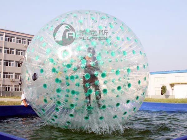 充氣碰碰球